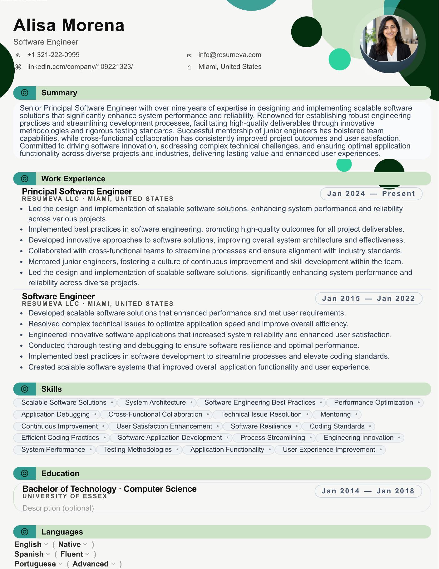 24. Photographer resume template preview